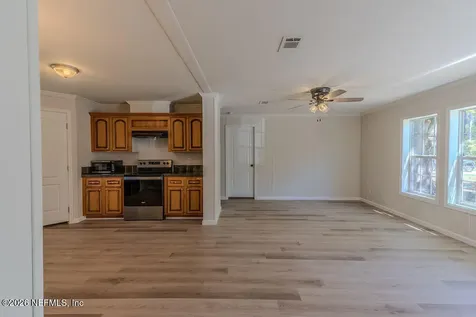 14461 Duval Place W Jacksonville FL 32218