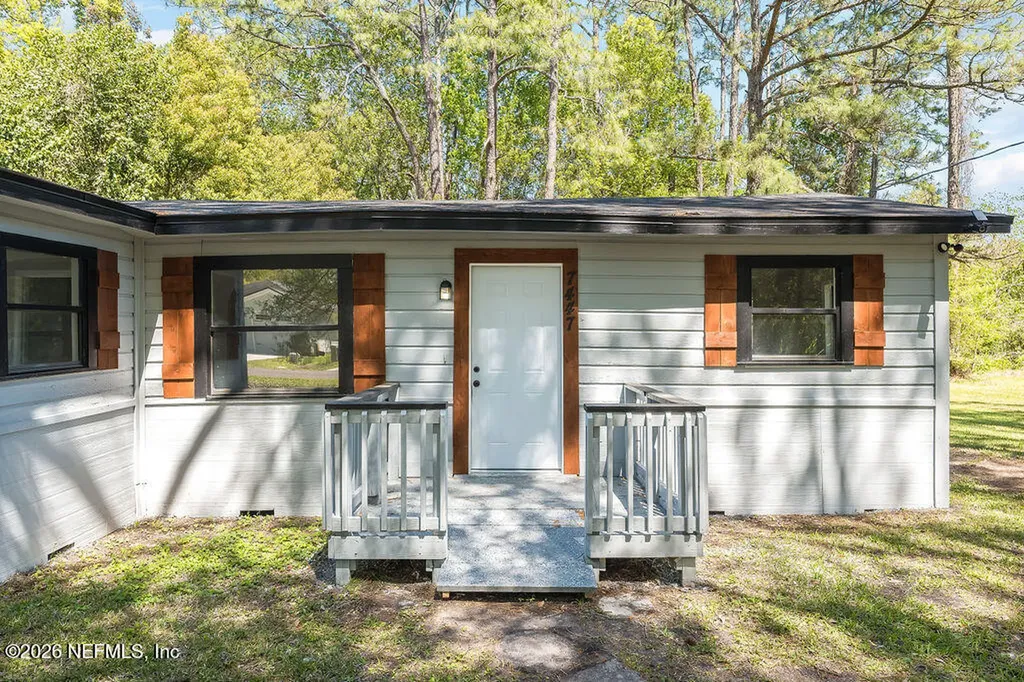 7447 Oriole Street Jacksonville FL 32208