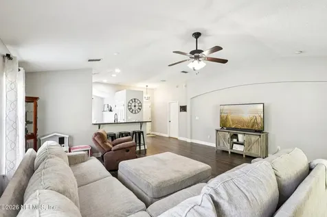 521 Shamrock Avenue S Jacksonville FL 32218
