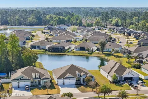 3024 Free Bird Loop Green Cove Springs FL 32043