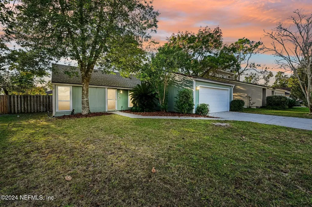 8064 Kilwinning Lane Jacksonville FL 32244