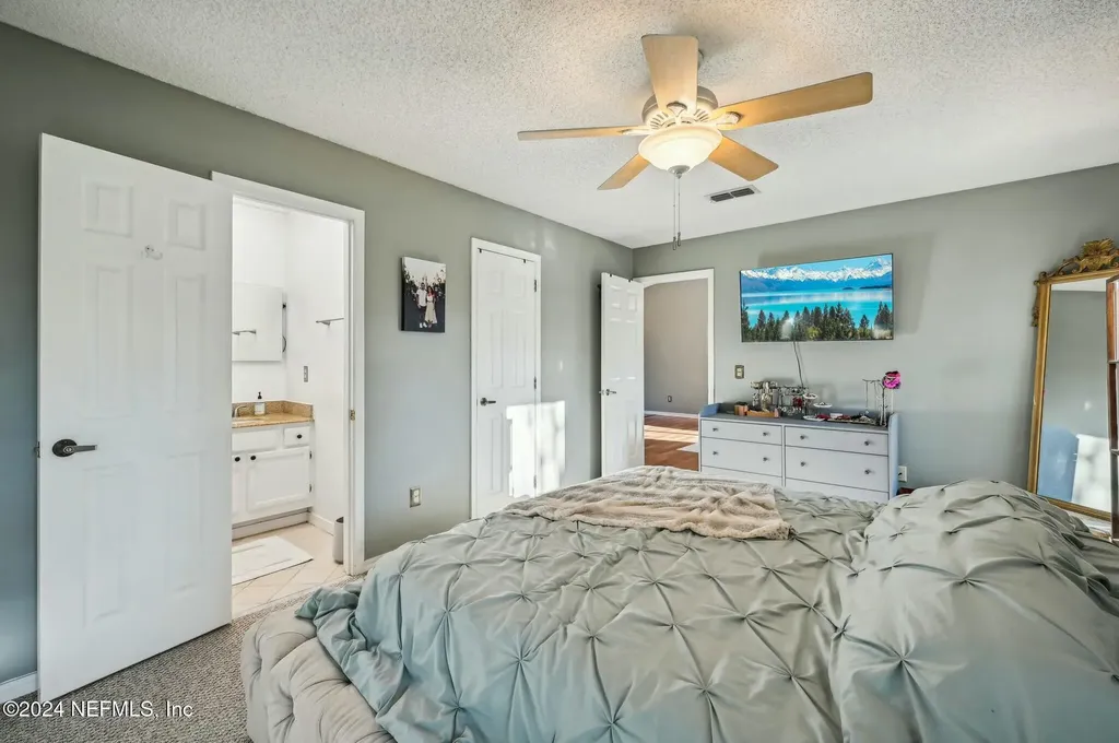 8064 Kilwinning Lane Jacksonville FL 32244