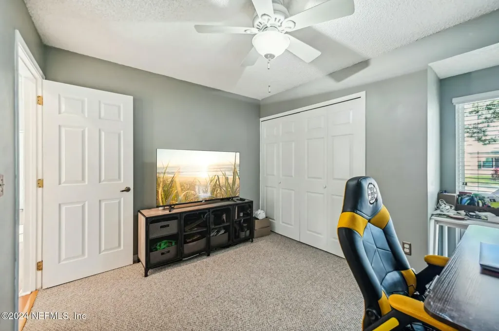 8064 Kilwinning Lane Jacksonville FL 32244