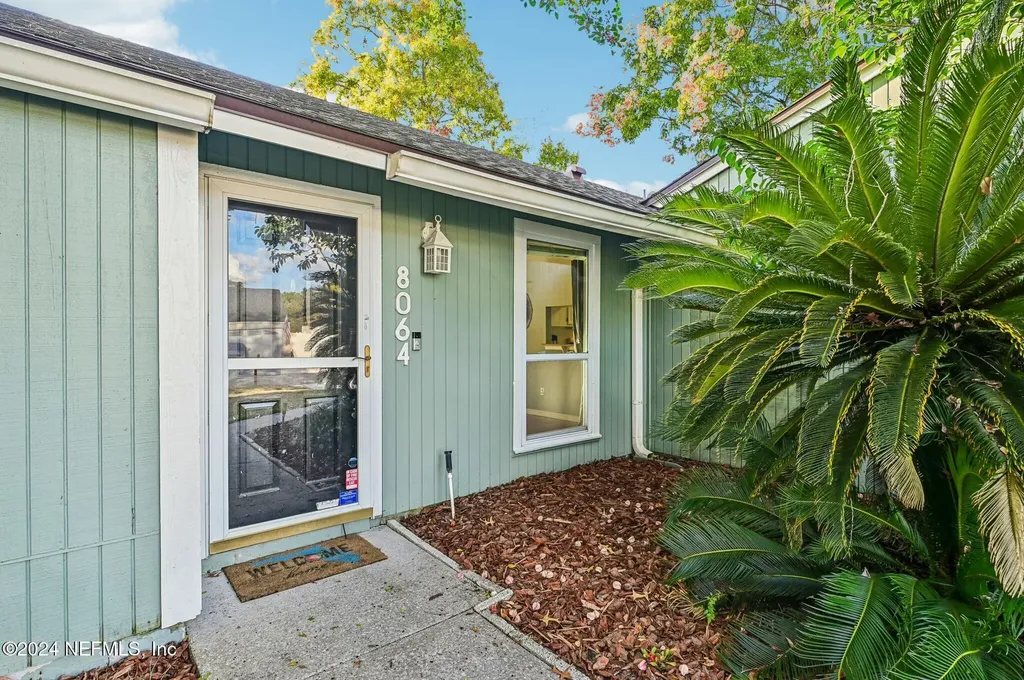 8064 Kilwinning Lane Jacksonville FL 32244