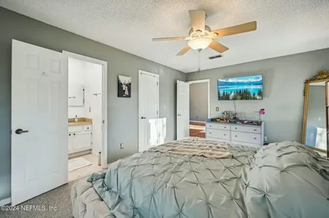 8064 Kilwinning Lane Jacksonville FL 32244