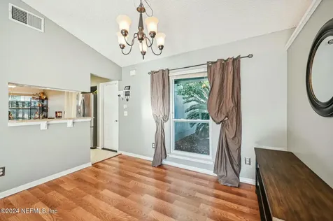 8064 Kilwinning Lane Jacksonville FL 32244