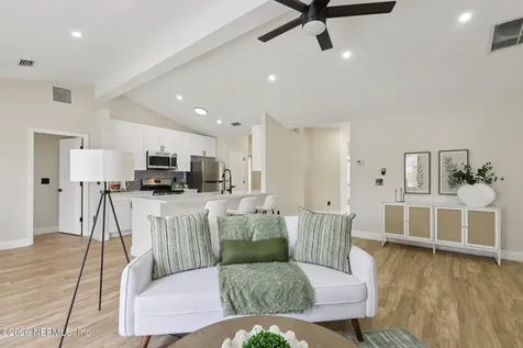 3699 Juliet Leia Circle S Jacksonville FL 32218