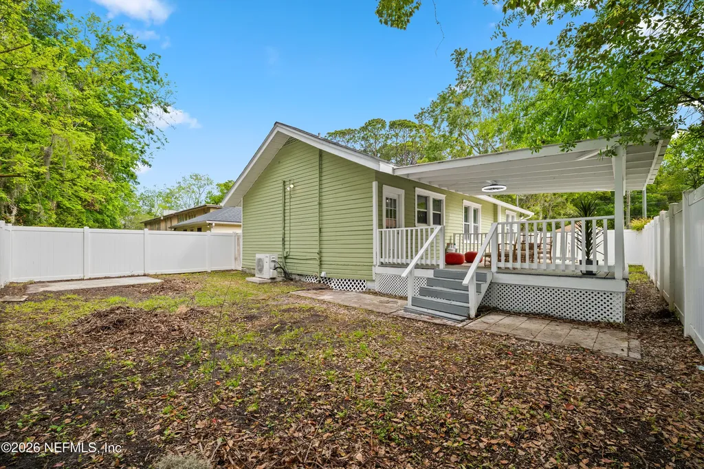 560 Comet Street Jacksonville FL 32205