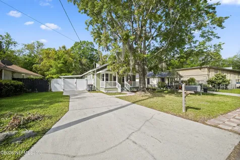 560 Comet Street Jacksonville FL 32205