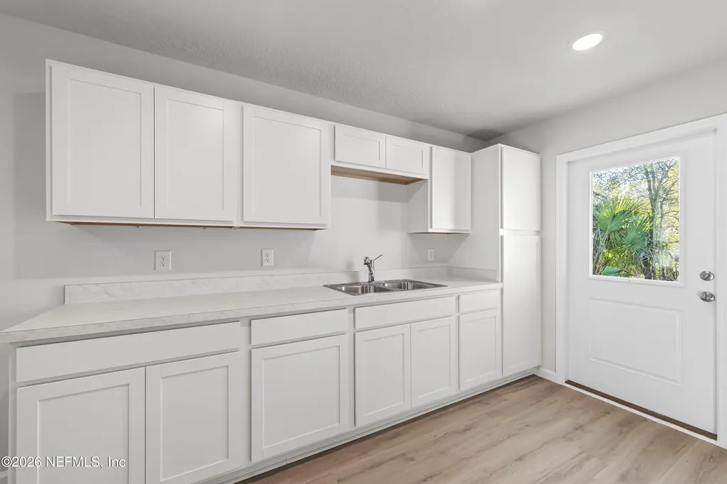 2121 Pullman Avenue Jacksonville FL 32209