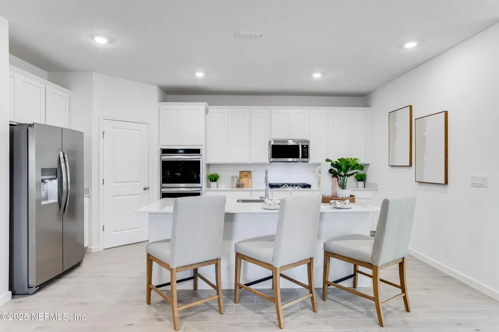 2672 Field Daisy Lane Green Cove Springs FL 32043
