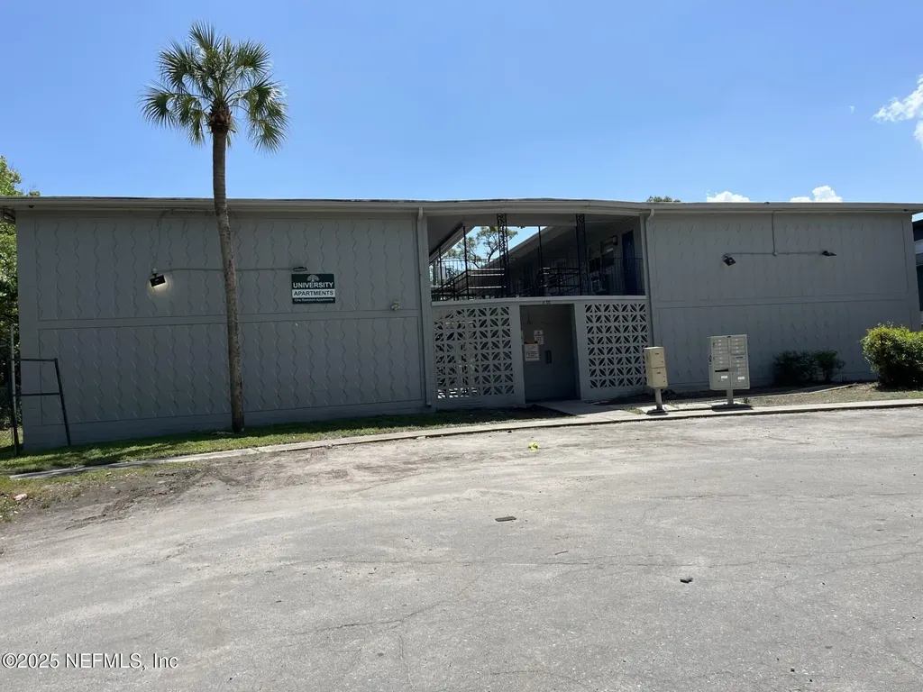 5844 Justina Court Jacksonville FL 32277
