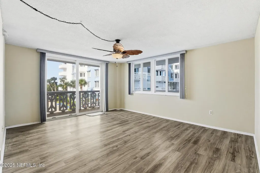 925 Halifax Avenue Daytona Beach FL 32118