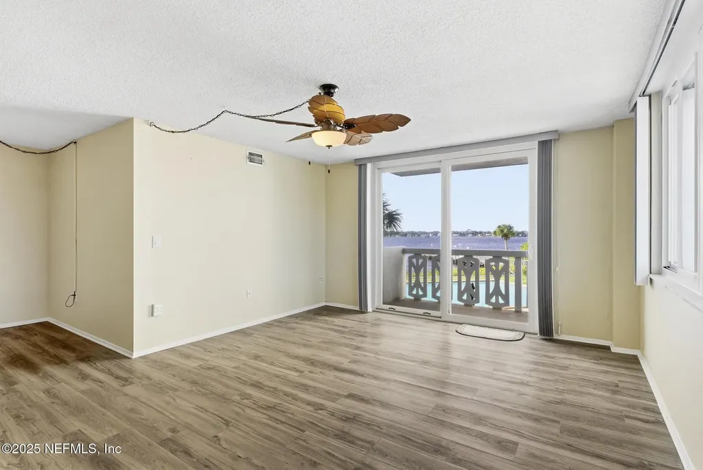 925 Halifax Avenue Daytona Beach FL 32118