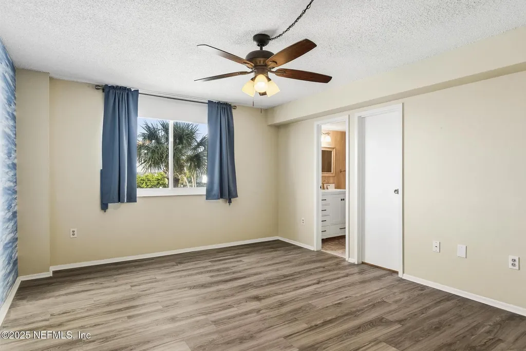 925 Halifax Avenue Daytona Beach FL 32118