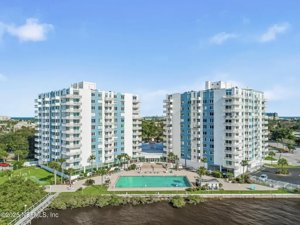 925 Halifax Avenue Daytona Beach FL 32118