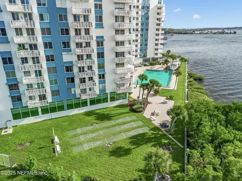 925 Halifax Avenue Daytona Beach FL 32118