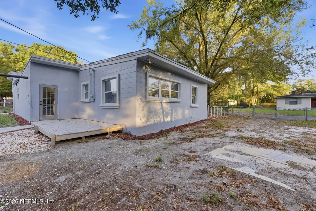 202 Azalea Circle Palatka FL 32177