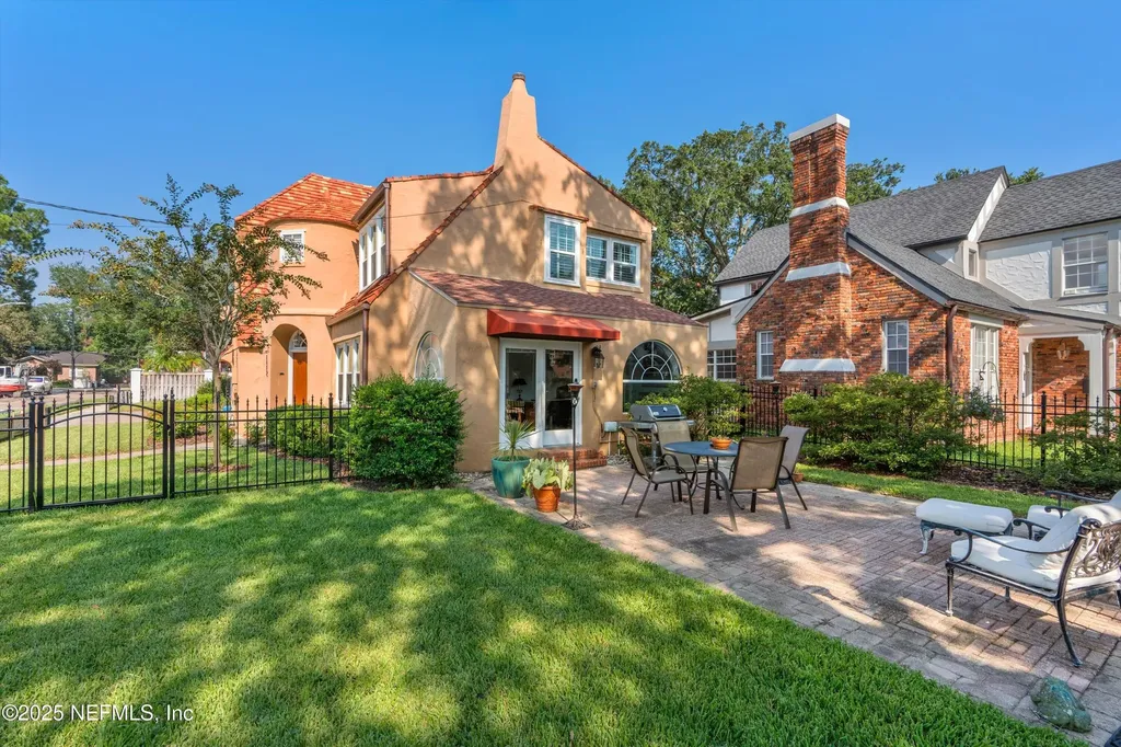 1112 Colombo Street Jacksonville FL 32207
