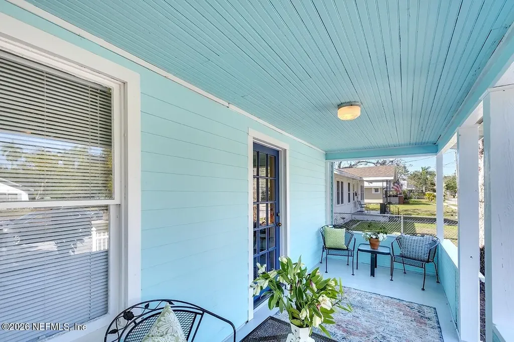 2513 8th Avenue W Bradenton FL 34203