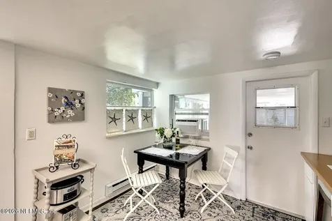 2513 8th Avenue W Bradenton FL 34203