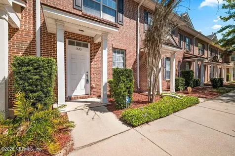 1523 Fieldview Drive Jacksonville FL 32225