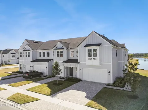 330 Delwood Way St. Augustine FL 32092