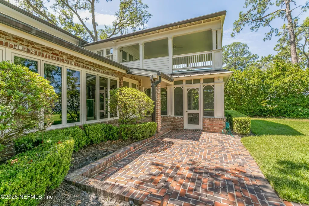 11062 Riverport Drive W Jacksonville FL 32223