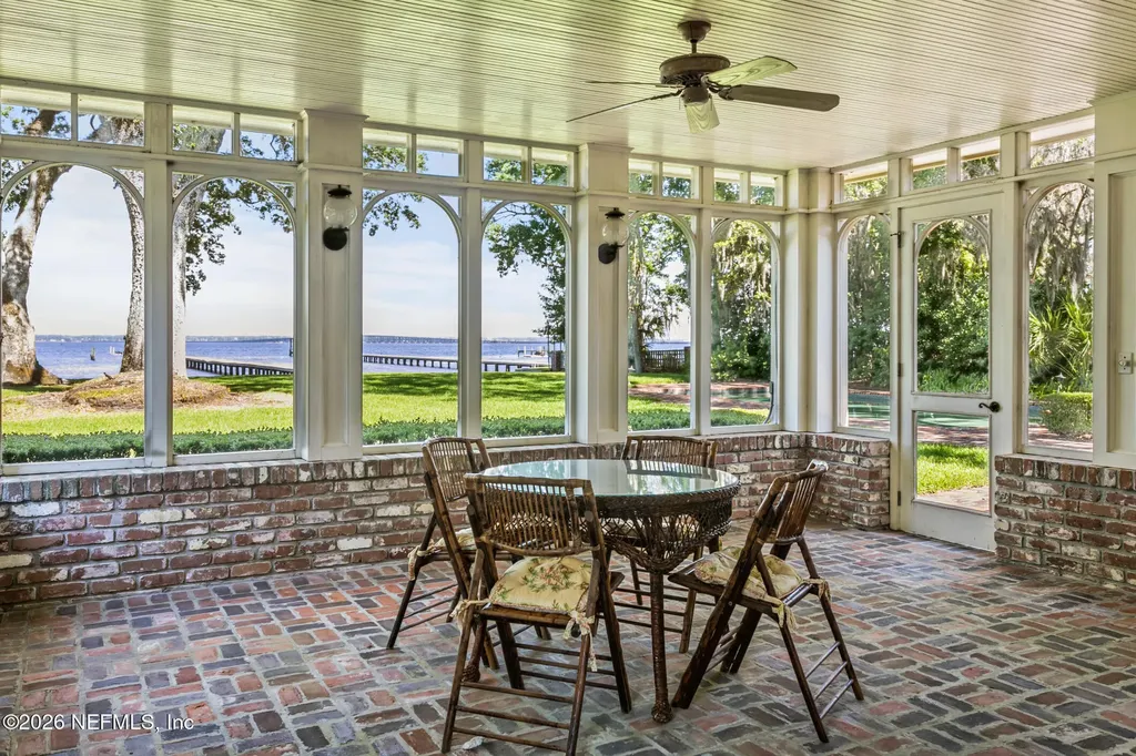 11062 Riverport Drive W Jacksonville FL 32223