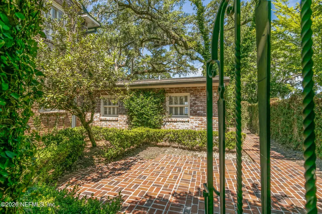 11062 Riverport Drive W Jacksonville FL 32223