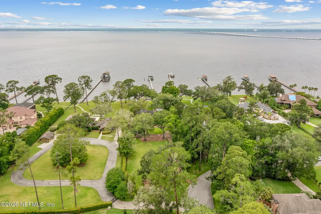 11062 Riverport Drive W Jacksonville FL 32223