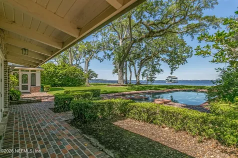 11062 Riverport Drive W Jacksonville FL 32223