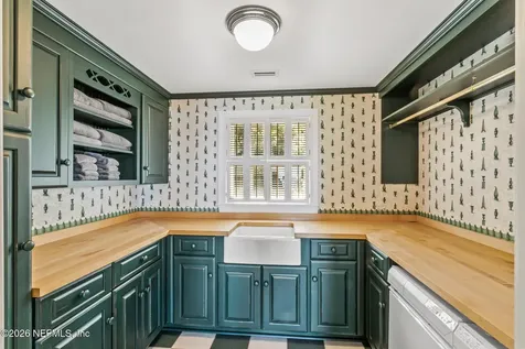 11062 Riverport Drive W Jacksonville FL 32223