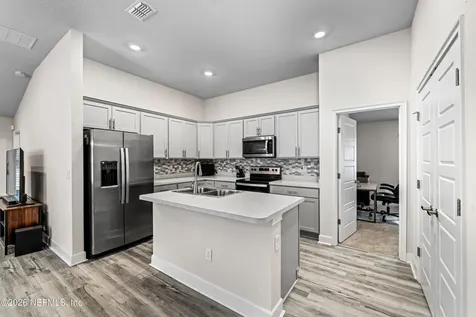 5848 Gilchrist Oaks Court Jacksonville FL 32219