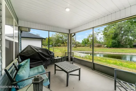 5848 Gilchrist Oaks Court Jacksonville FL 32219