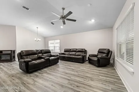 5848 Gilchrist Oaks Court Jacksonville FL 32219
