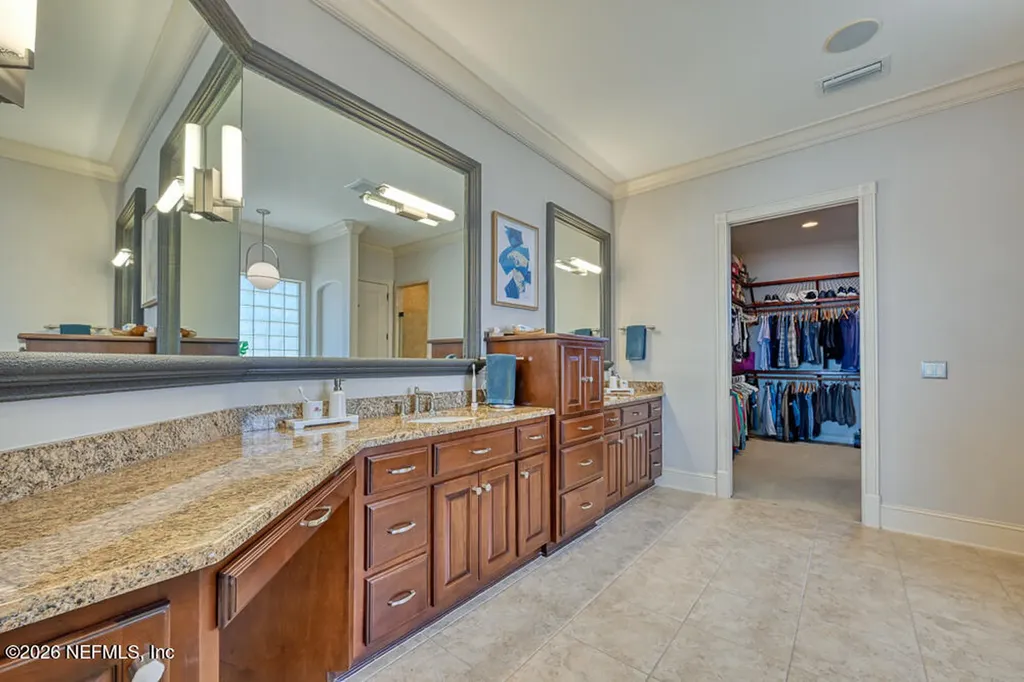 1037 Shipwatch Drive E Jacksonville FL 32225