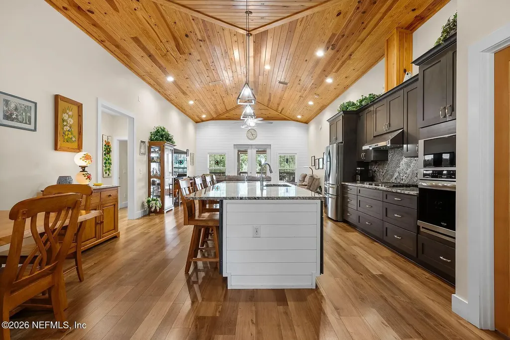 8449 Lily Lake Road Melrose FL 32666
