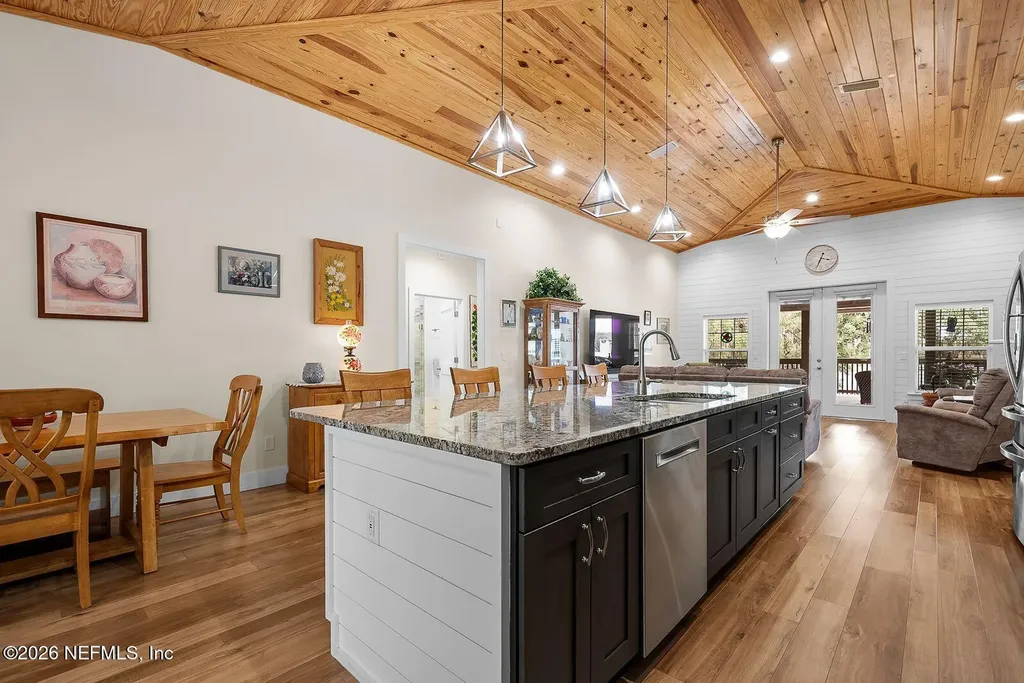 8449 Lily Lake Road Melrose FL 32666