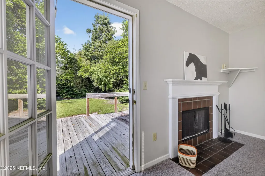 1425 Pinetree Road Jacksonville FL 32207
