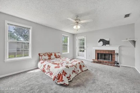 1425 Pinetree Road Jacksonville FL 32207