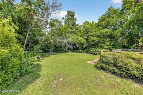1425 Pinetree Road Jacksonville FL 32207