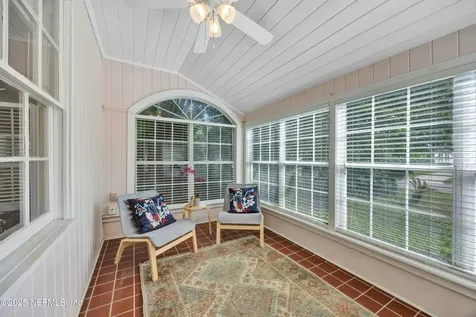 1425 Pinetree Road Jacksonville FL 32207