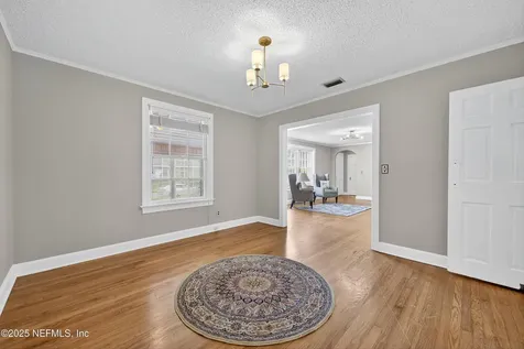 1425 Pinetree Road Jacksonville FL 32207
