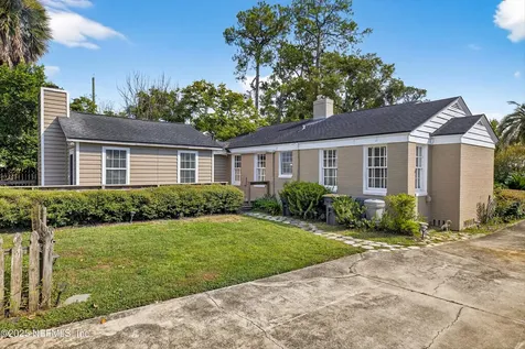 1425 Pinetree Road Jacksonville FL 32207