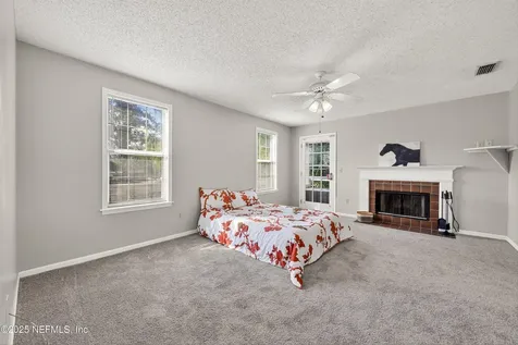 1425 Pinetree Road Jacksonville FL 32207
