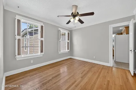 1425 Pinetree Road Jacksonville FL 32207