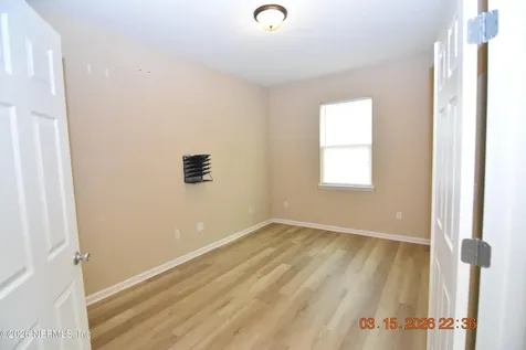 16019 Hutton Lane Jacksonville FL 32218