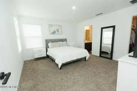 12534 Russian Olive Road Jacksonville FL 32218