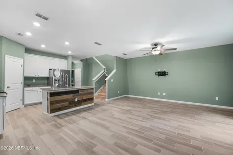 1609 Pottsburg Point Drive Jacksonville FL 32207